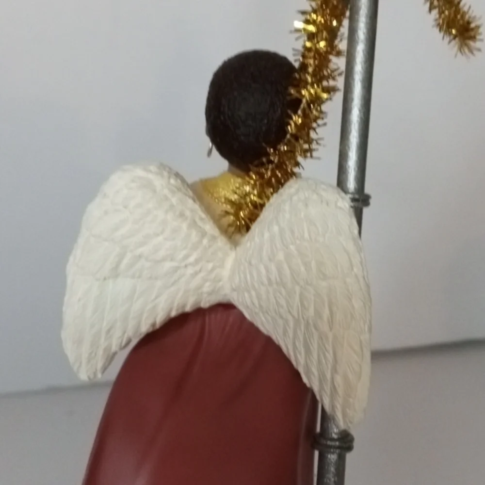 Hallmark Keepsake Ornament a Celebration of Angels #1 1995 Vi